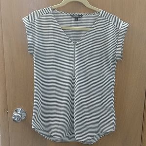 Express short sleeve blouse - XS